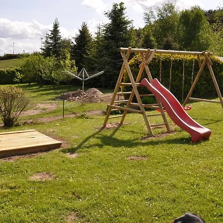 Apartamento Ferienhaus Achterwasseridyll - Fewo 02 Lutow